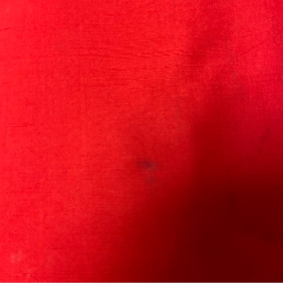 Vintage women’s skirt 100% silk Christmas red size 6 - Picture 9 of 9